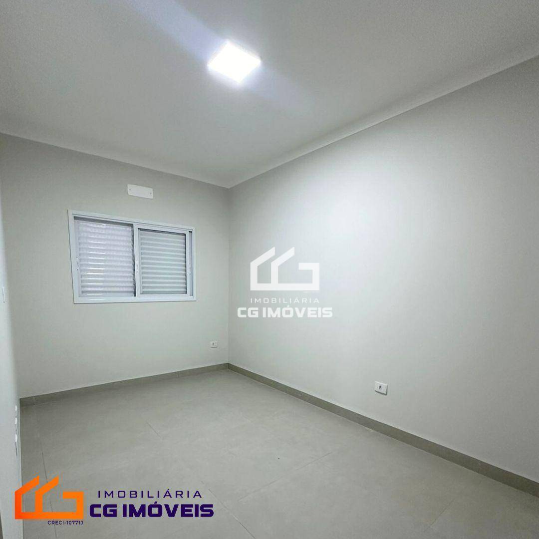 Casa à venda com 3 quartos, 185m² - Foto 4