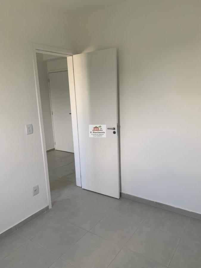 Apartamento à venda com 2 quartos, 40m² - Foto 19