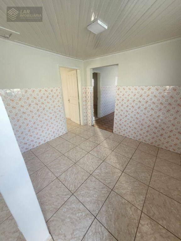 Casa para alugar com 3 quartos, 120m² - Foto 8