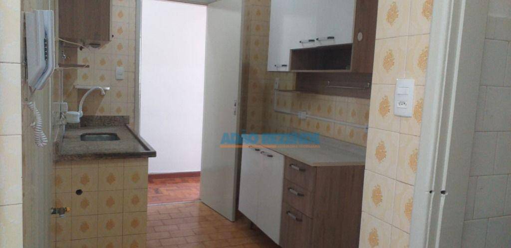 Apartamento à venda com 2 quartos, 59m² - Foto 13