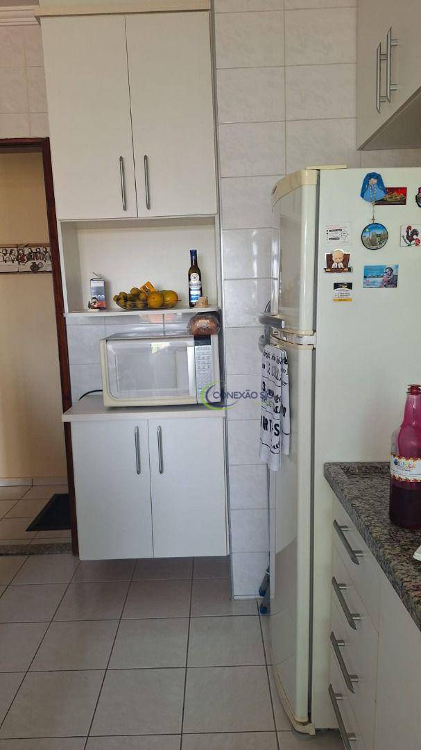 Apartamento para alugar com 1 quarto, 60m² - Foto 1