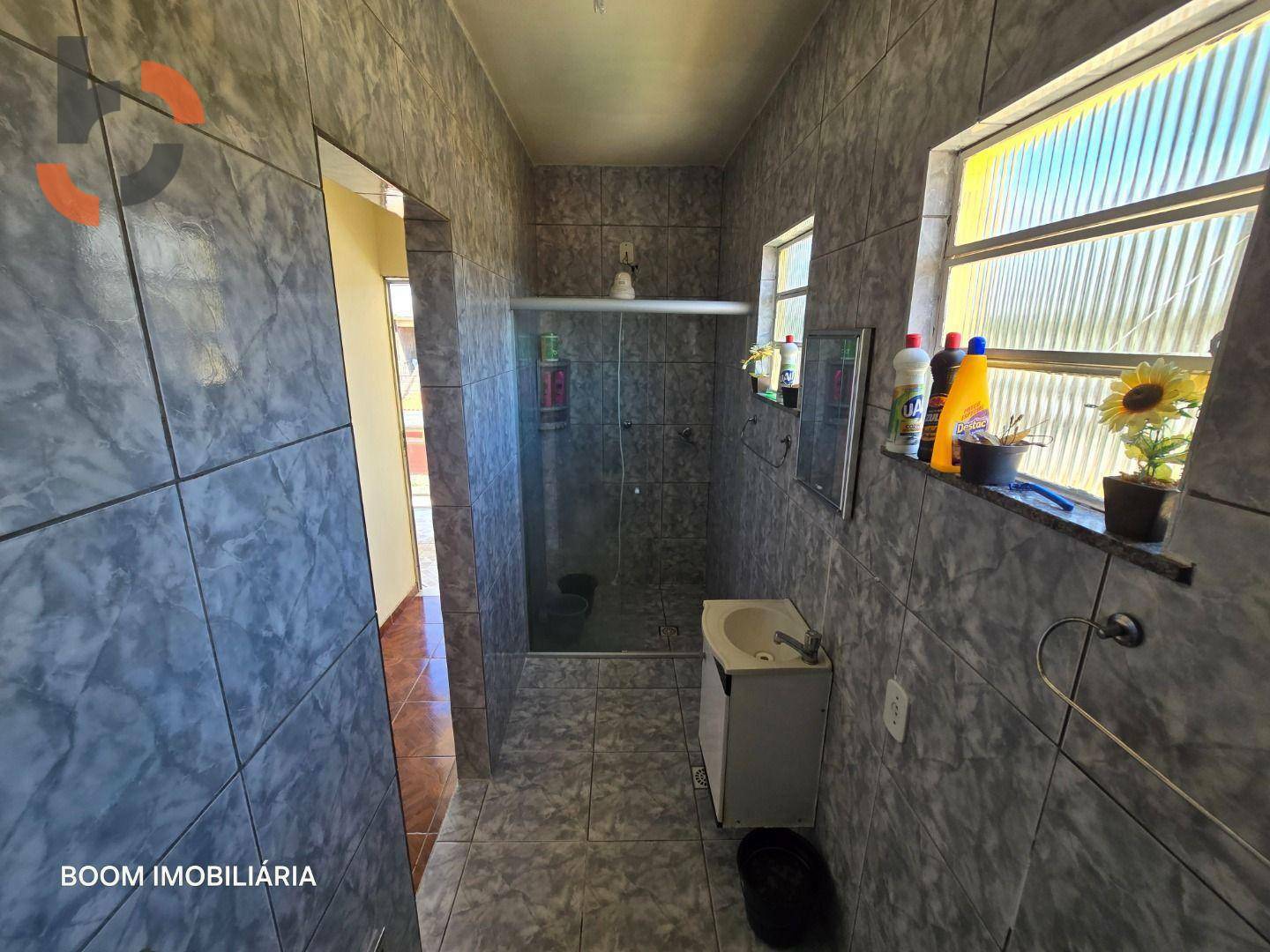 Casa à venda com 4 quartos, 200m² - Foto 23