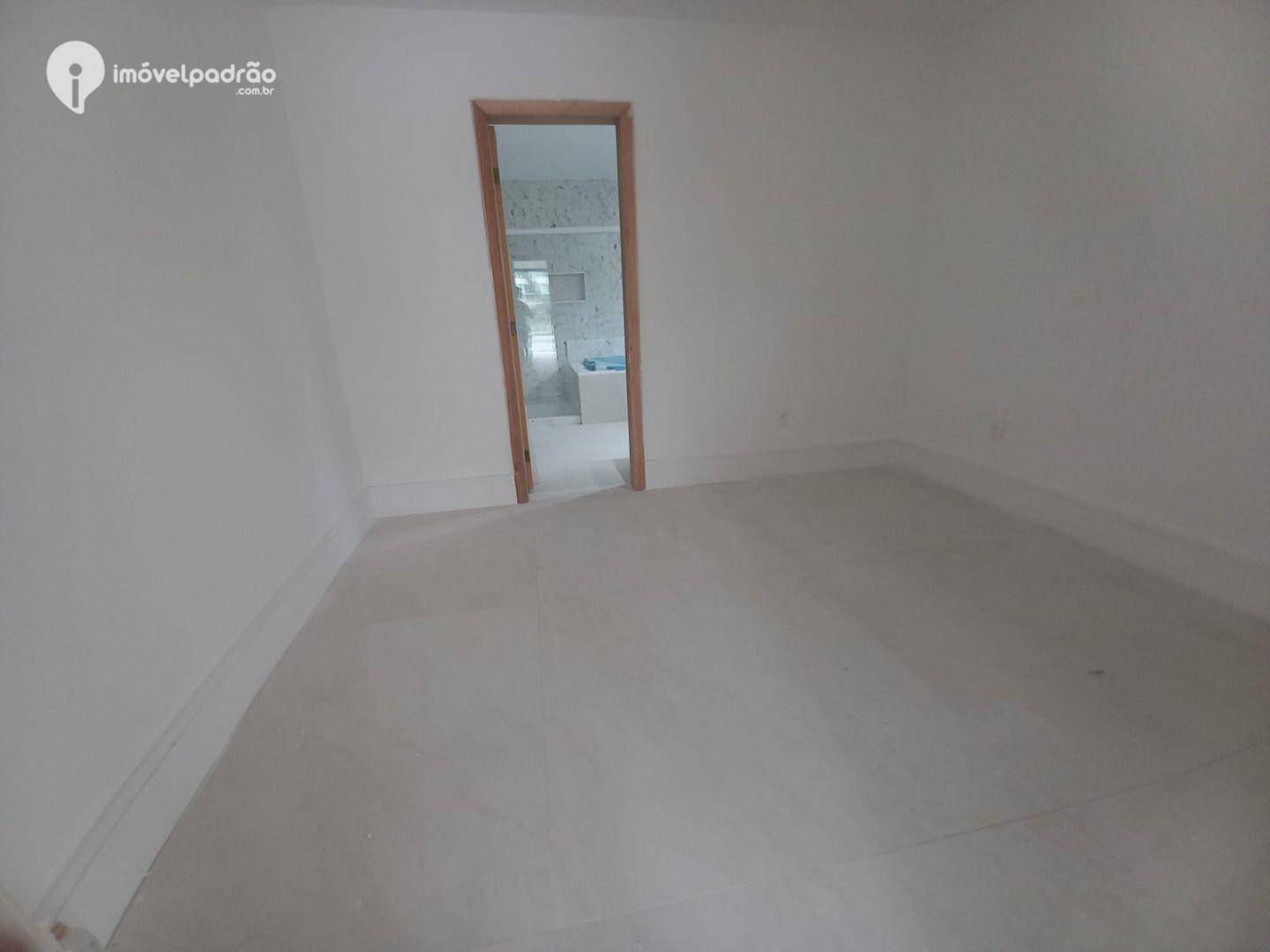 Casa à venda com 6 quartos, 860m² - Foto 19