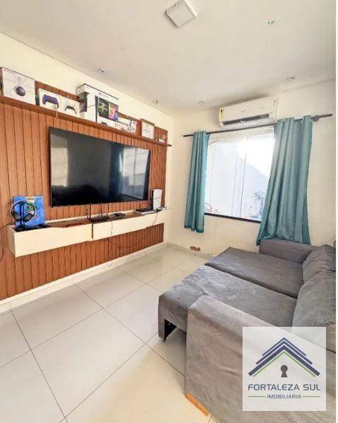 Casa à venda com 3 quartos, 140m² - Foto 4