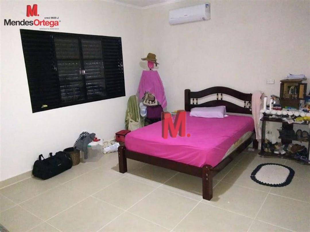 Casa à venda com 4 quartos, 189m² - Foto 7