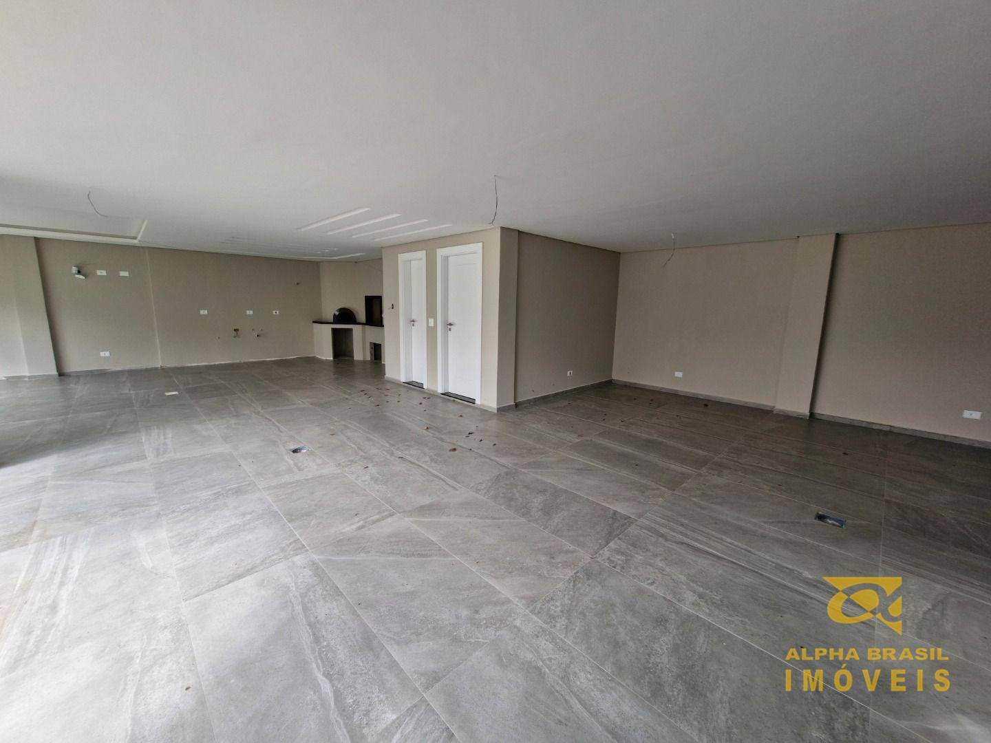 Casa à venda com 4 quartos, 371m² - Foto 26