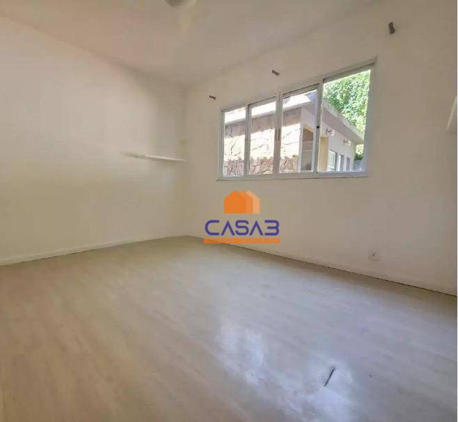 Casa de Condomínio à venda com 3 quartos, 245m² - Foto 9