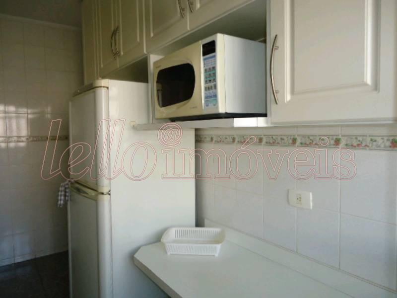 Apartamento para alugar com 2 quartos, 60m² - Foto 15