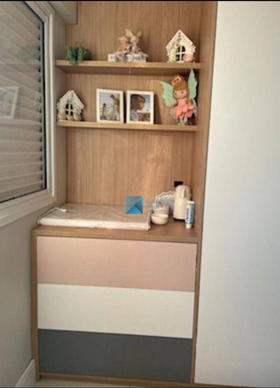 Apartamento para alugar com 2 quartos, 75m² - Foto 17