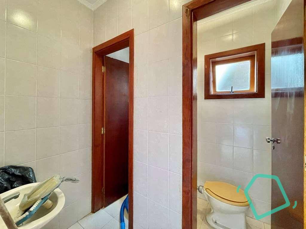 Casa de Condomínio à venda com 4 quartos, 356m² - Foto 25