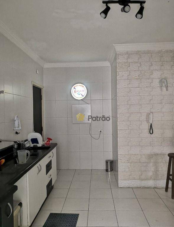 Apartamento à venda com 3 quartos, 120m² - Foto 11