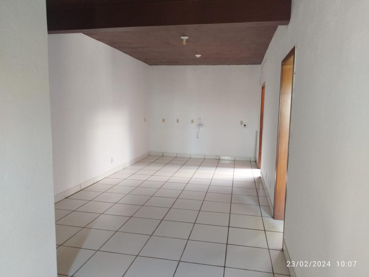 Apartamento para alugar com 2 quartos, 60m² - Foto 13