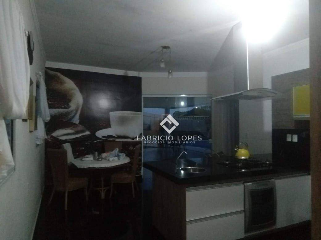 Casa à venda com 4 quartos, 550m² - Foto 25