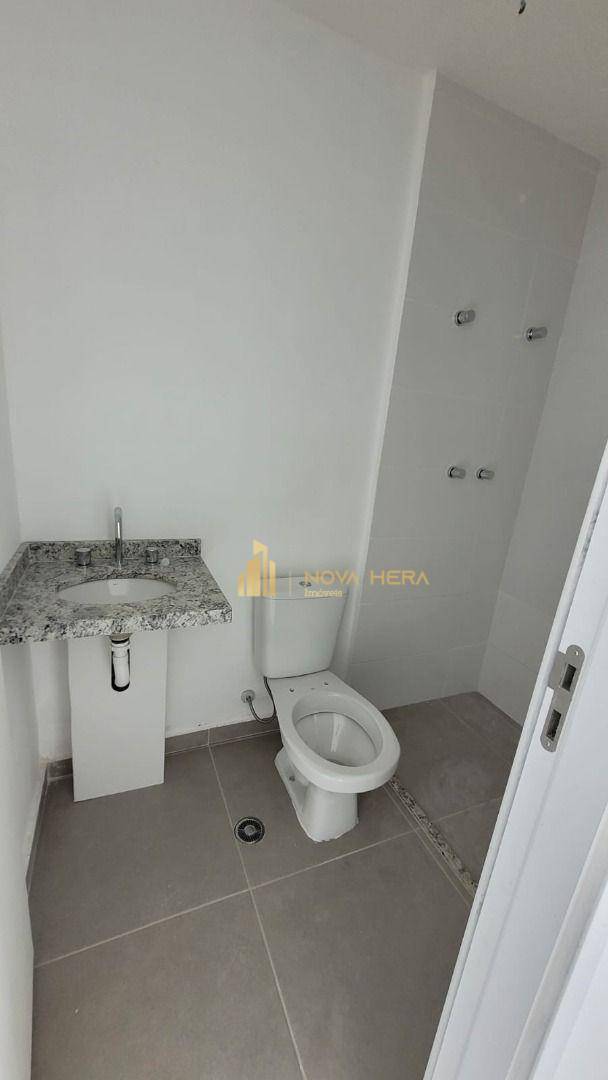 Apartamento à venda com 2 quartos, 64m² - Foto 3