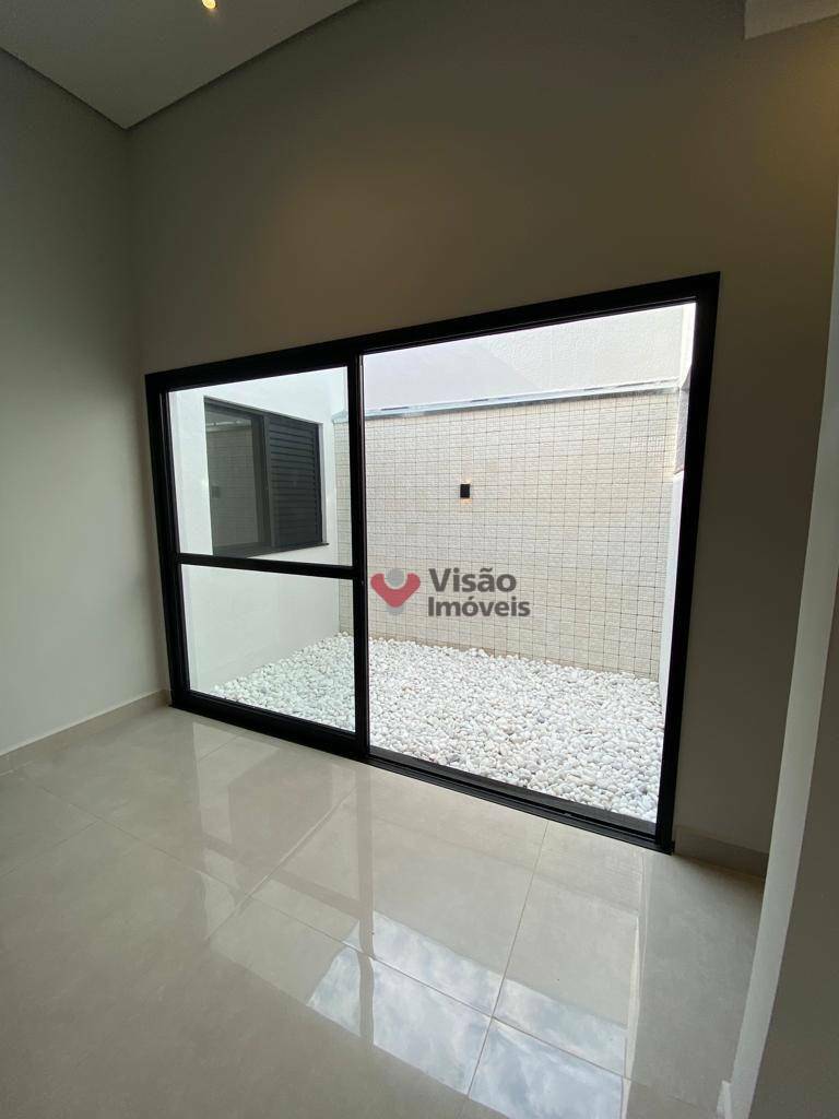 Casa à venda com 3 quartos, 124m² - Foto 7