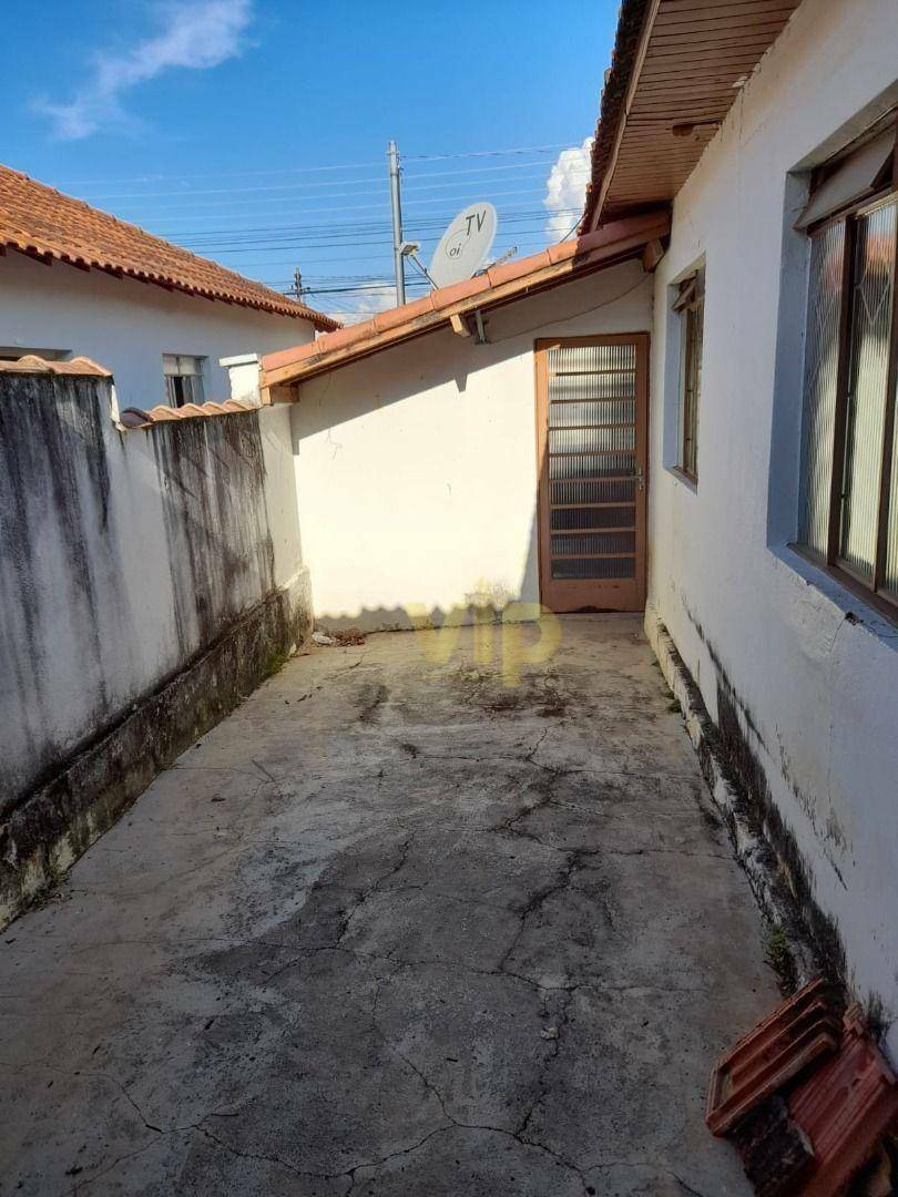 Casa à venda com 3 quartos, 300M2 - Foto 6