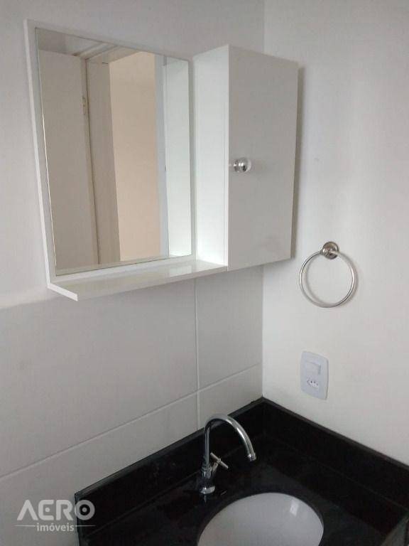 Apartamento à venda com 2 quartos, 48m² - Foto 11