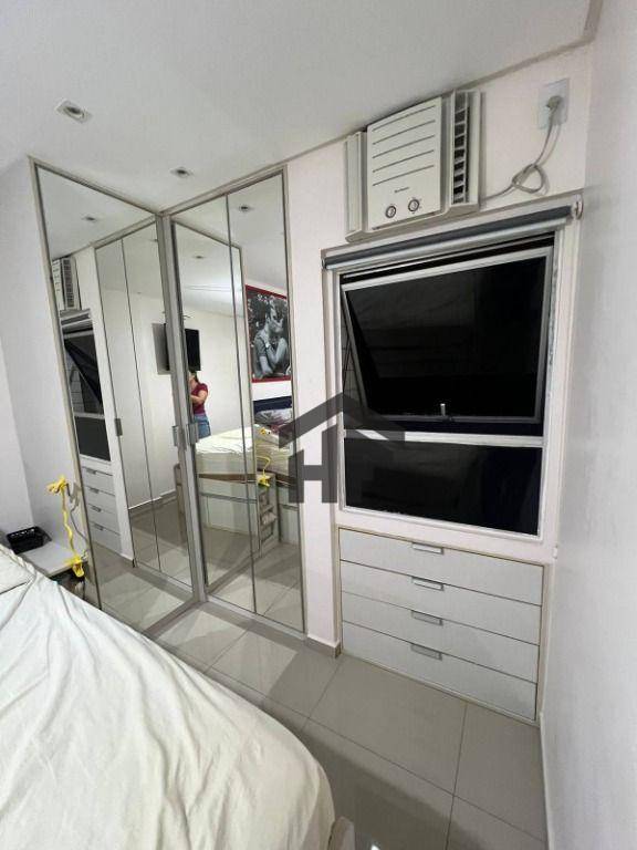 Apartamento à venda com 2 quartos, 70m² - Foto 14