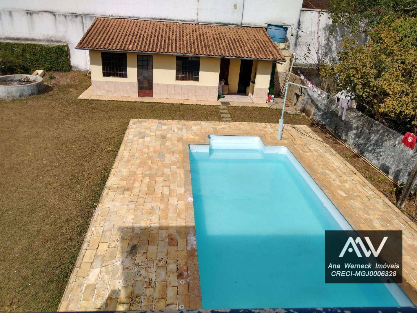 Chácara à venda com 6 quartos, 200m² - Foto 13