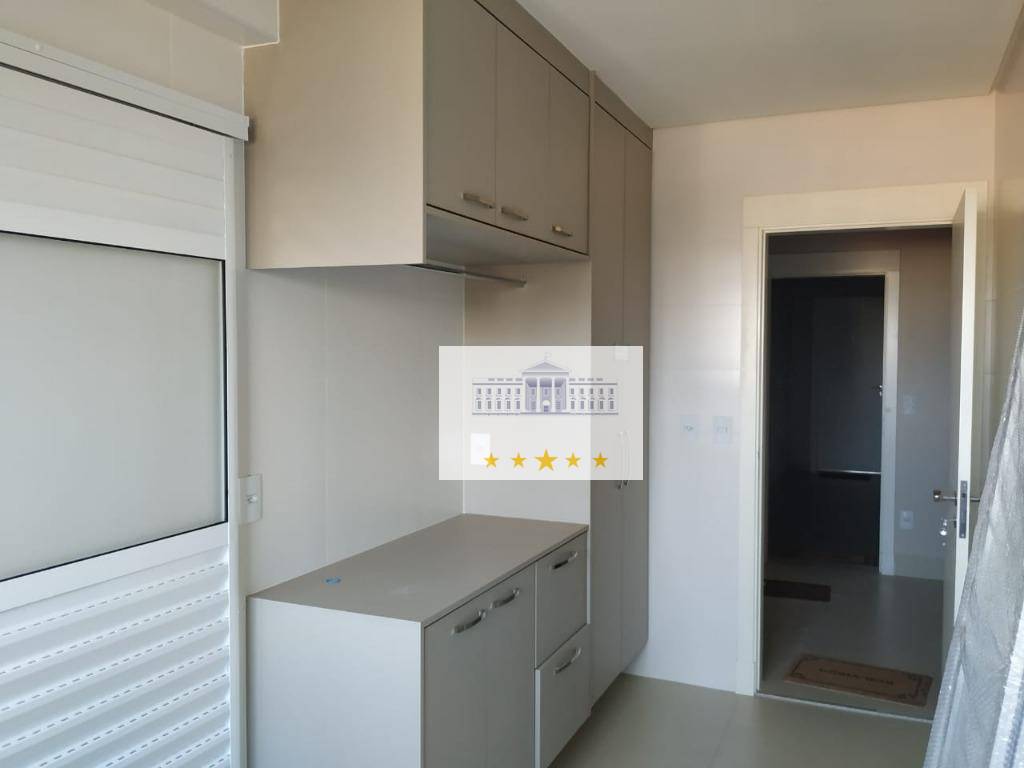 Apartamento à venda com 3 quartos, 204m² - Foto 14