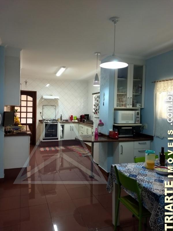 Sobrado à venda com 3 quartos, 220m² - Foto 5