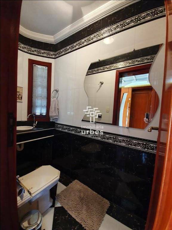 Casa à venda com 3 quartos, 342m² - Foto 5