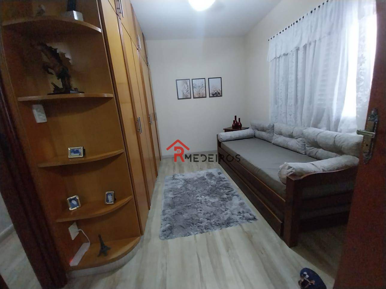 Apartamento à venda com 3 quartos, 137m² - Foto 10