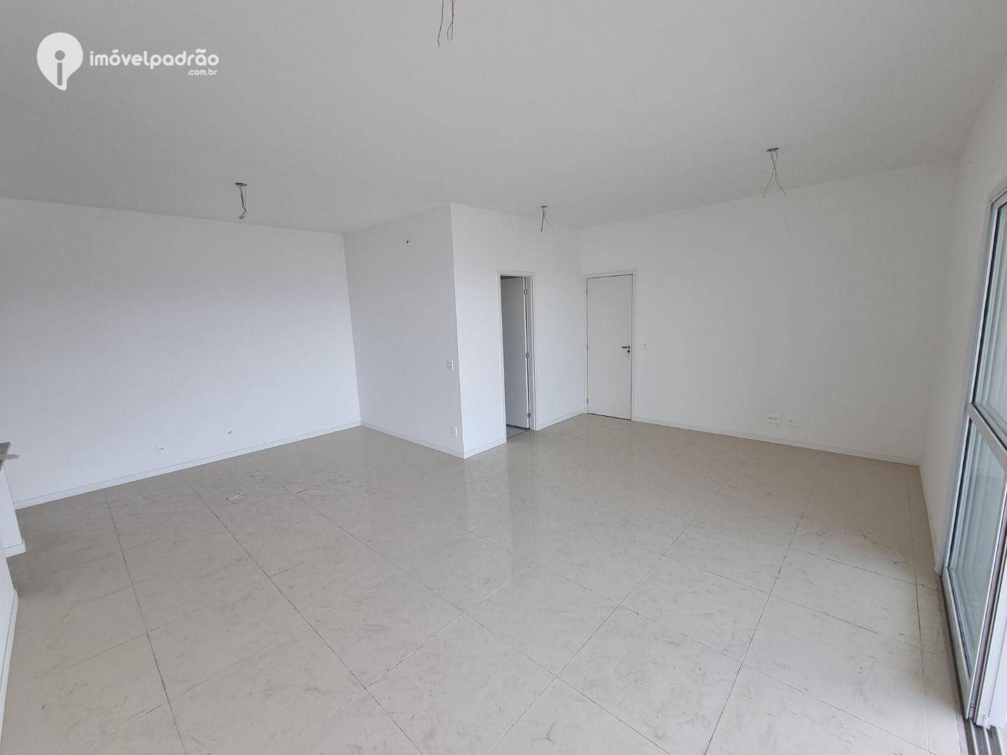 Apartamento à venda com 3 quartos, 125m² - Foto 10