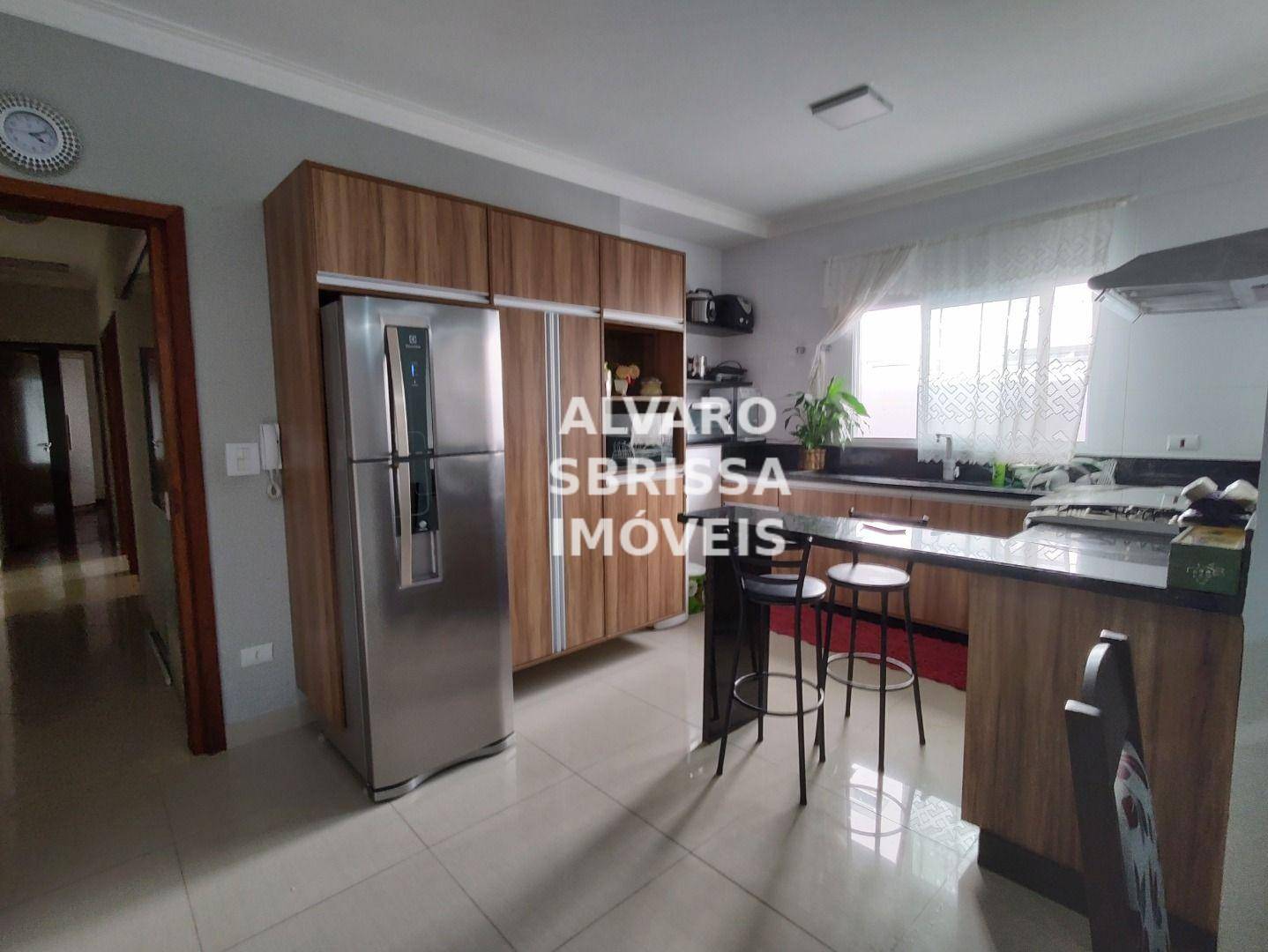 Casa à venda com 3 quartos, 160m² - Foto 6