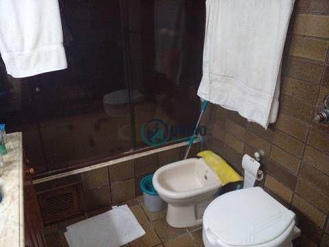 Casa de Condomínio à venda com 3 quartos, 351m² - Foto 19