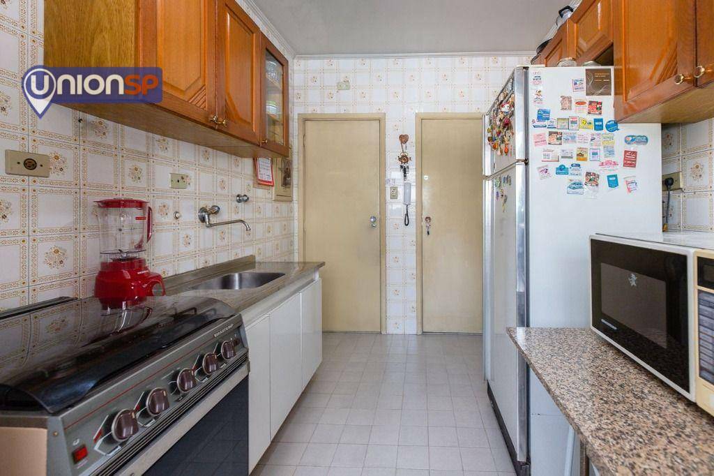 Apartamento à venda com 2 quartos, 70m² - Foto 12