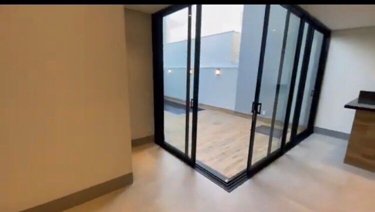 Casa à venda com 3 quartos, 200m² - Foto 10