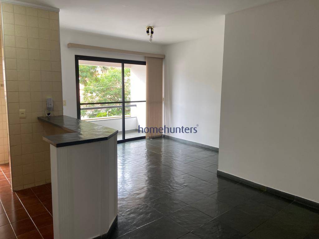 Apartamento para alugar com 1 quarto, 62m² - Foto 4