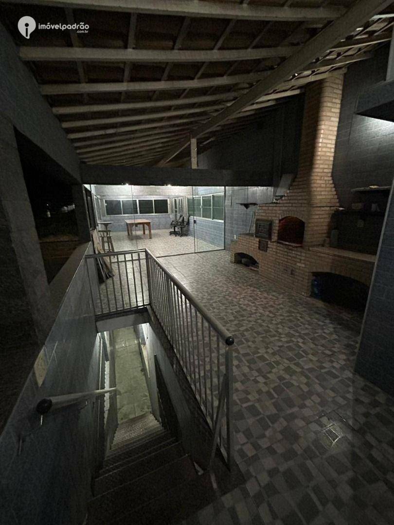 Casa para alugar com 2 quartos, 150m² - Foto 10