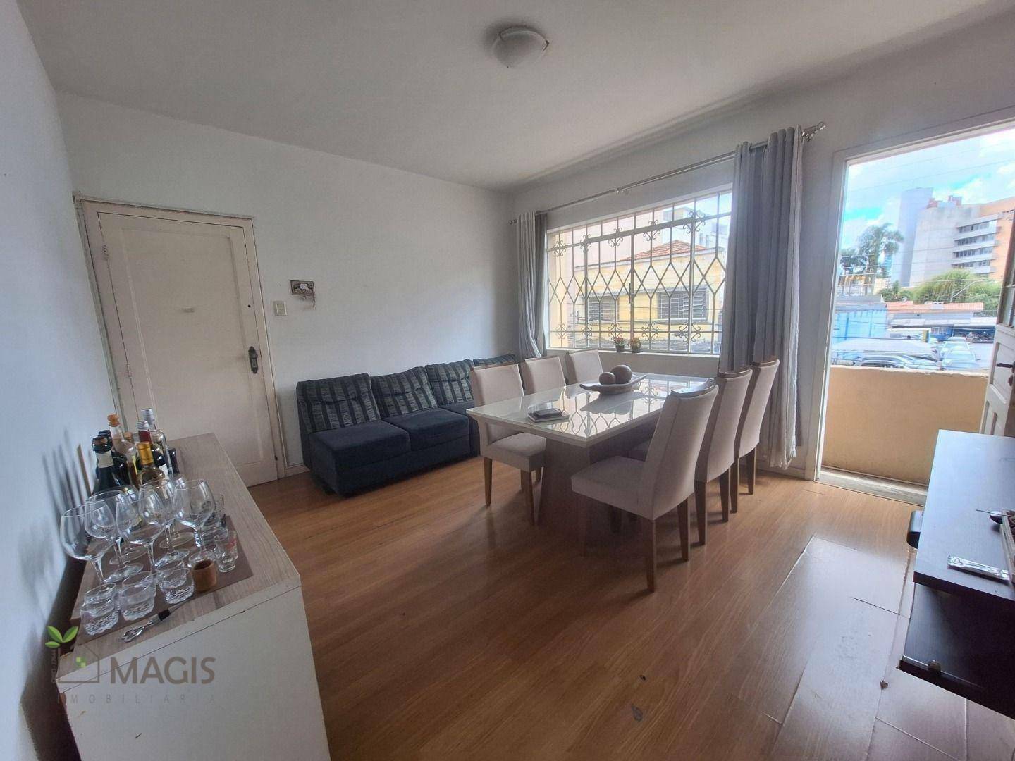 Apartamento à venda com 3 quartos, 115m² - Foto 1