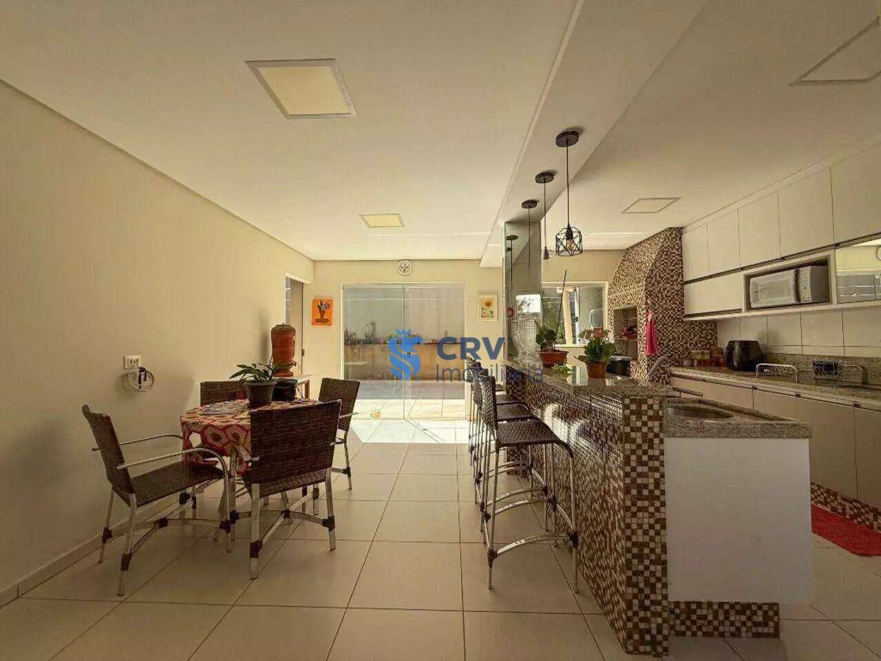 Casa à venda com 2 quartos, 150m² - Foto 11