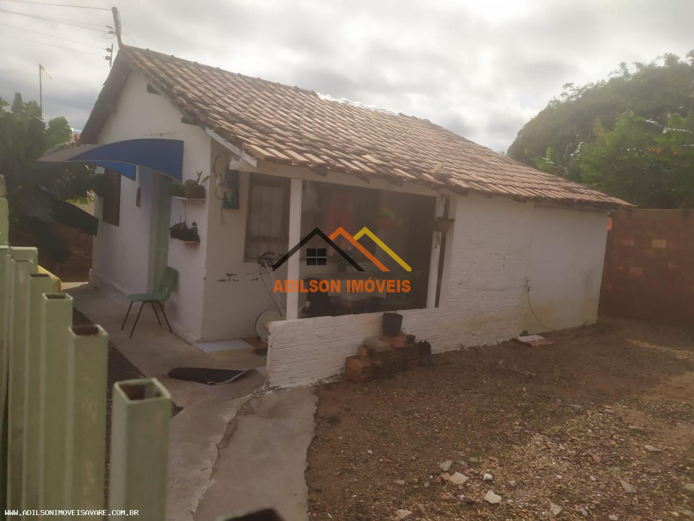 Casa à venda com 2 quartos, 32m² - Foto 1