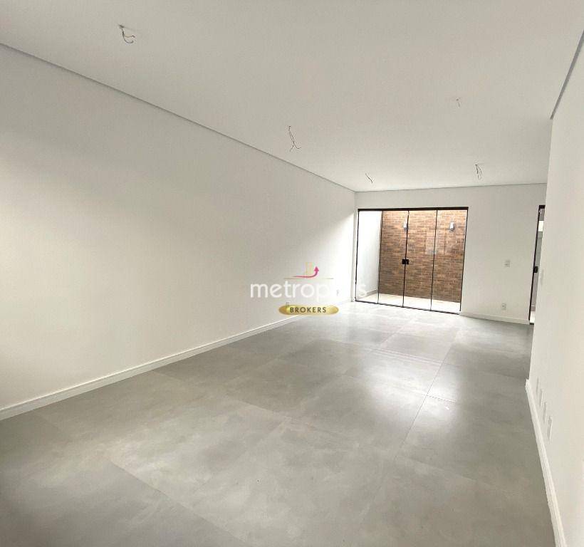 Sobrado à venda com 3 quartos, 106m² - Foto 2