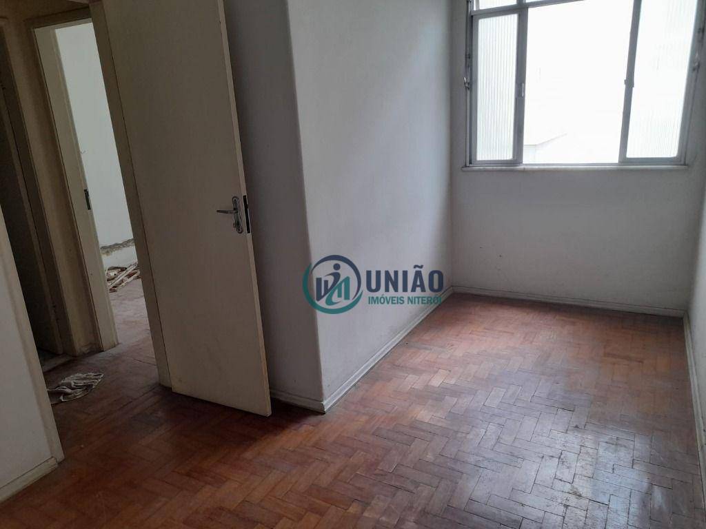 Apartamento à venda com 2 quartos, 55m² - Foto 12