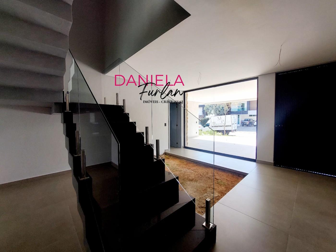 Casa de Condomínio à venda com 4 quartos, 398m² - Foto 3
