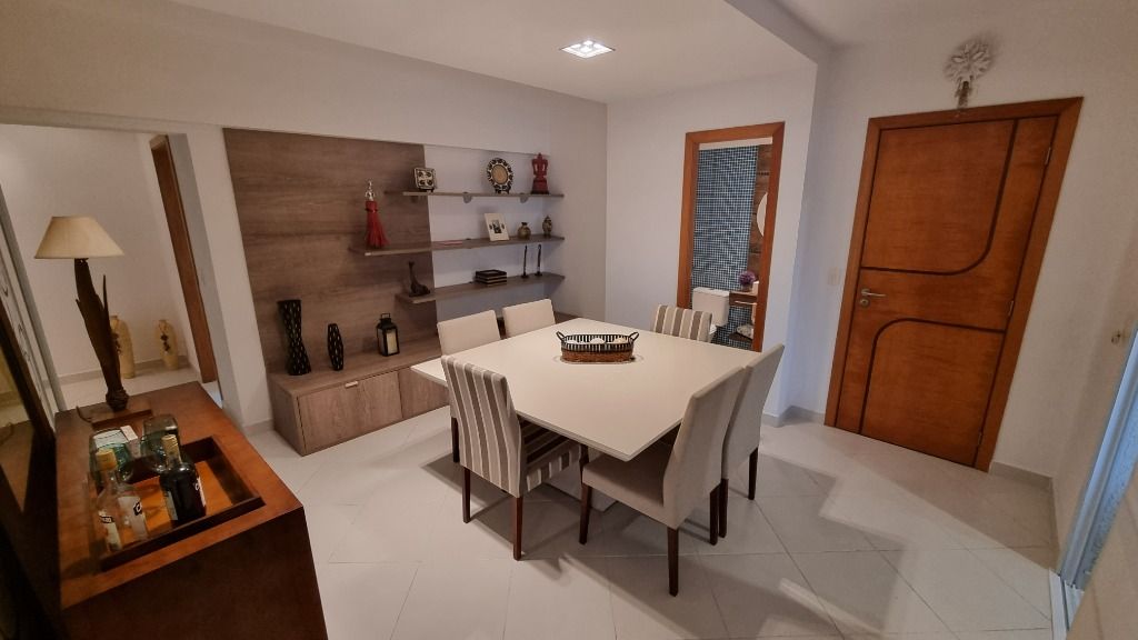 Apartamento à venda com 3 quartos, 150m² - Foto 8