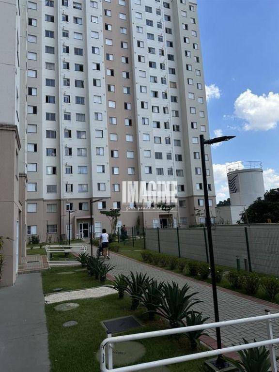 Apartamento à venda com 2 quartos, 40m² - Foto 14