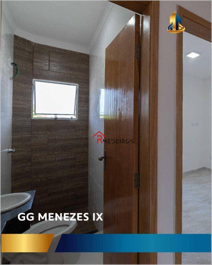 Casa à venda com 2 quartos, 59m² - Foto 11