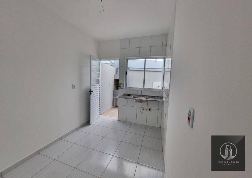 Casa à venda com 2 quartos, 47m² - Foto 5