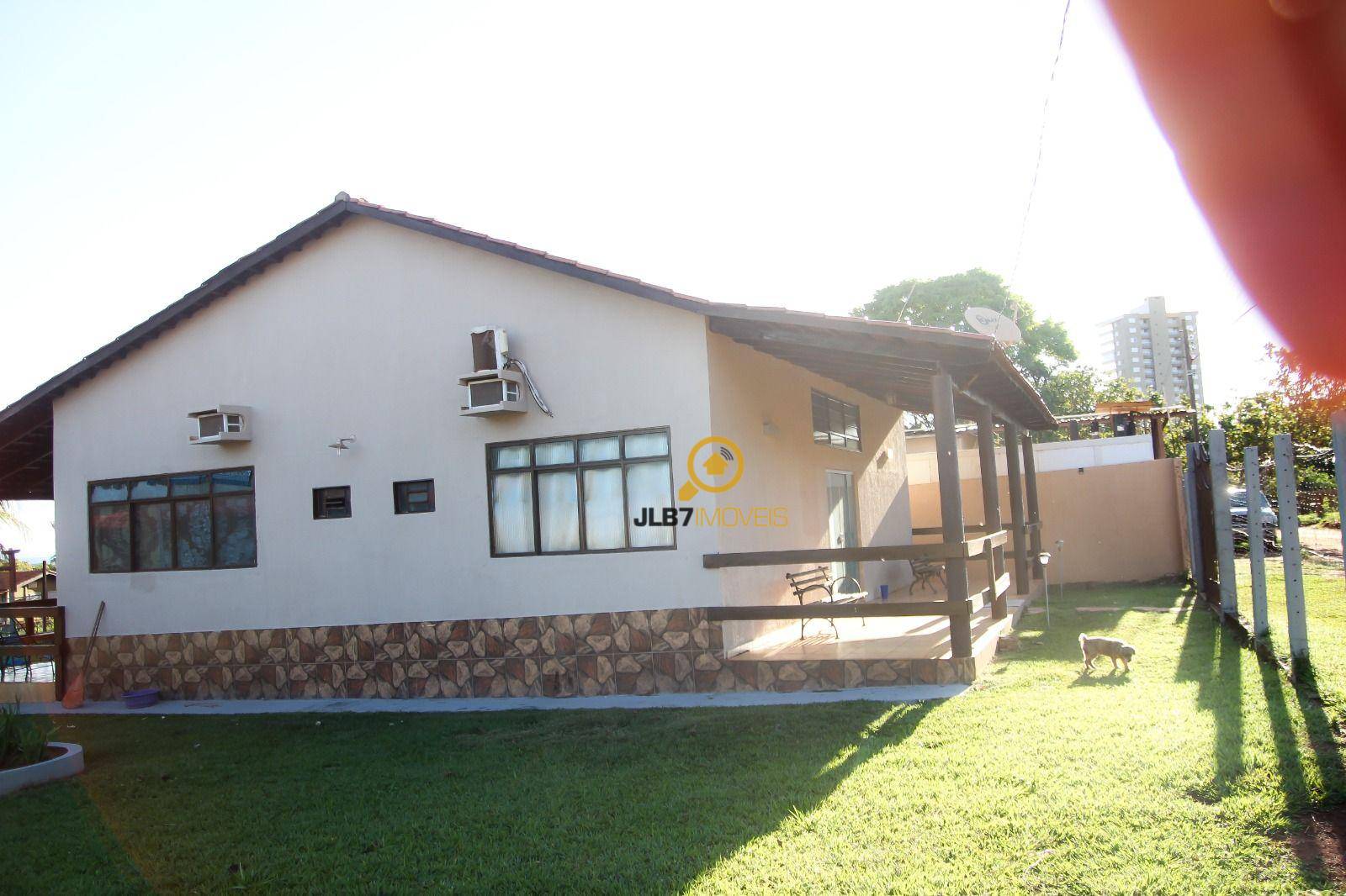 Casa, 4 quartos, 220 m² - Foto 3