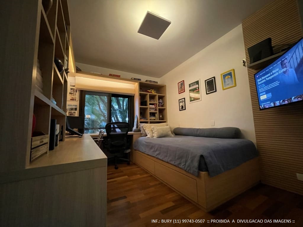 Apartamento à venda com 3 quartos, 168m² - Foto 8