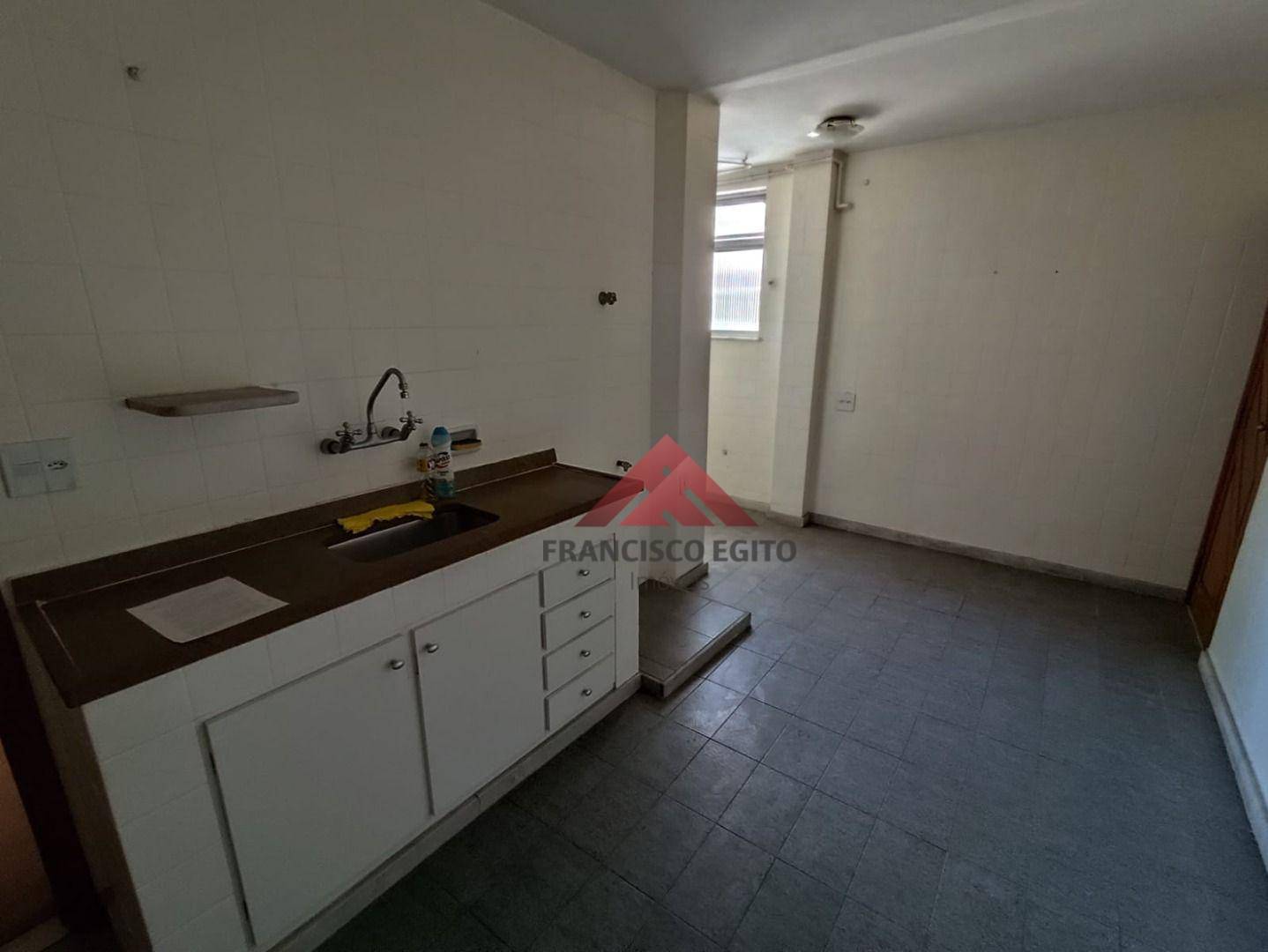 Apartamento à venda e aluguel com 3 quartos, 100m² - Foto 4