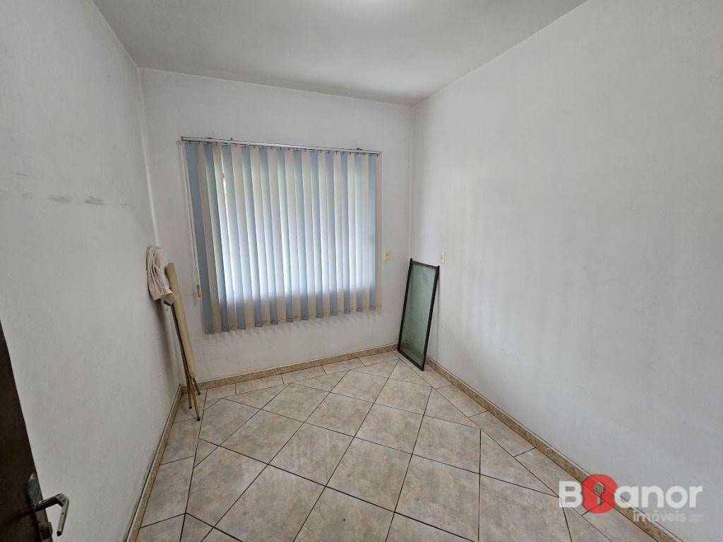 Casa à venda e aluguel com 3 quartos, 140m² - Foto 14