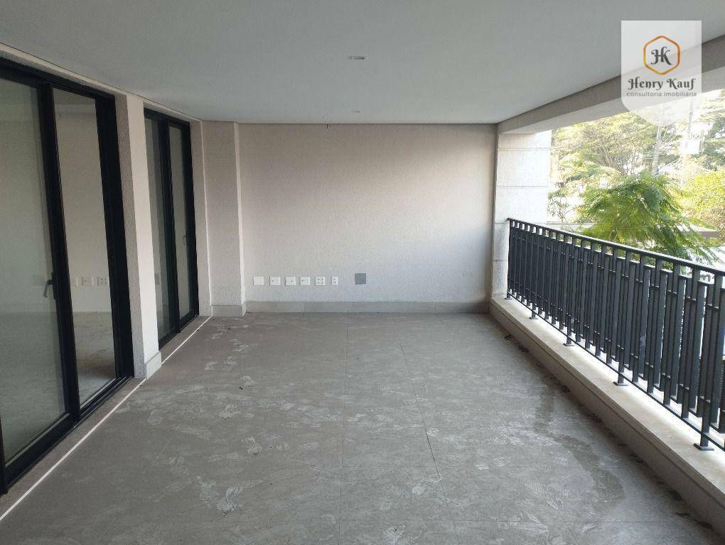 Apartamento à venda com 3 quartos, 209m² - Foto 24