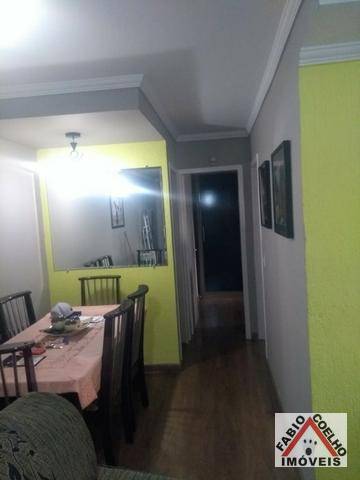 Apartamento à venda com 2 quartos, 67m² - Foto 3